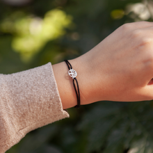 Lade das Bild in den Galerie-Viewer, 5 Bäume Armband - Silber Schwarz